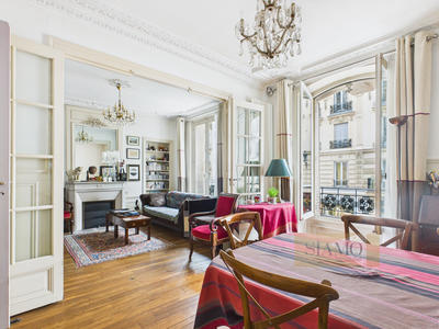 Appartement - 128 m² - 6 pièces