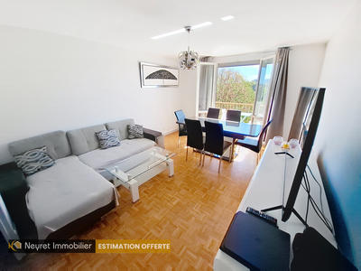 Appartement - 83 m² - 4 pièces