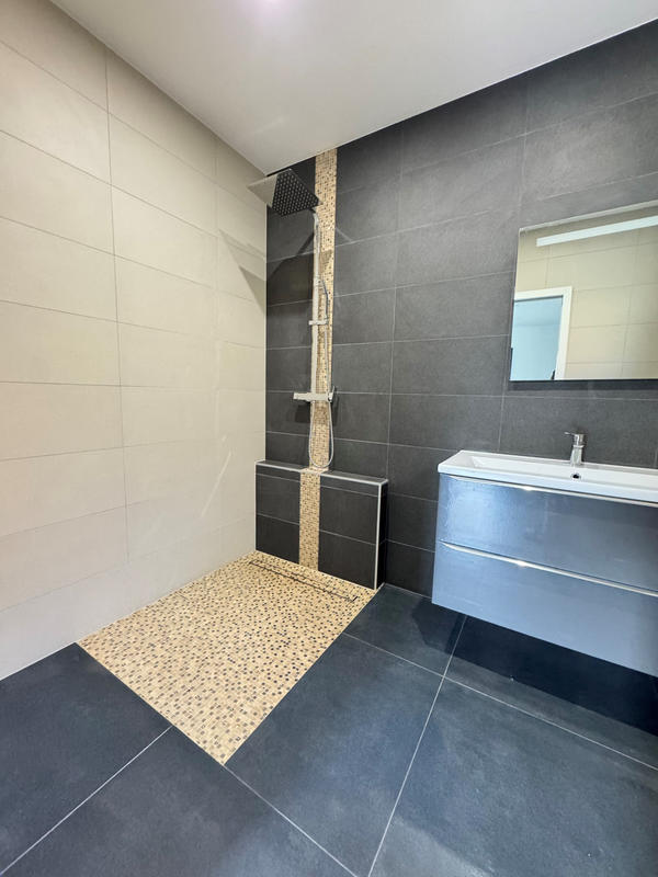 Maison - 155 m² - 6 pièces