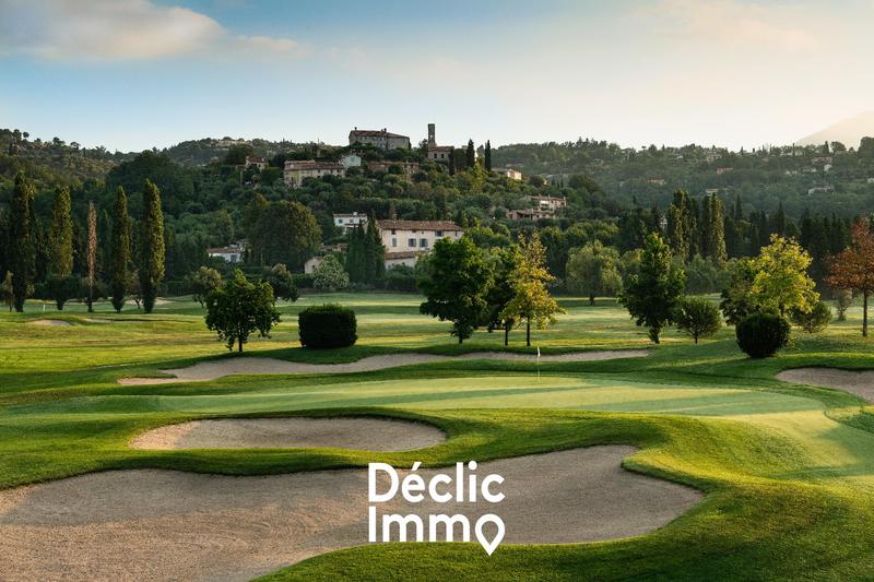 Appartement - 99 m² - 4 pièces