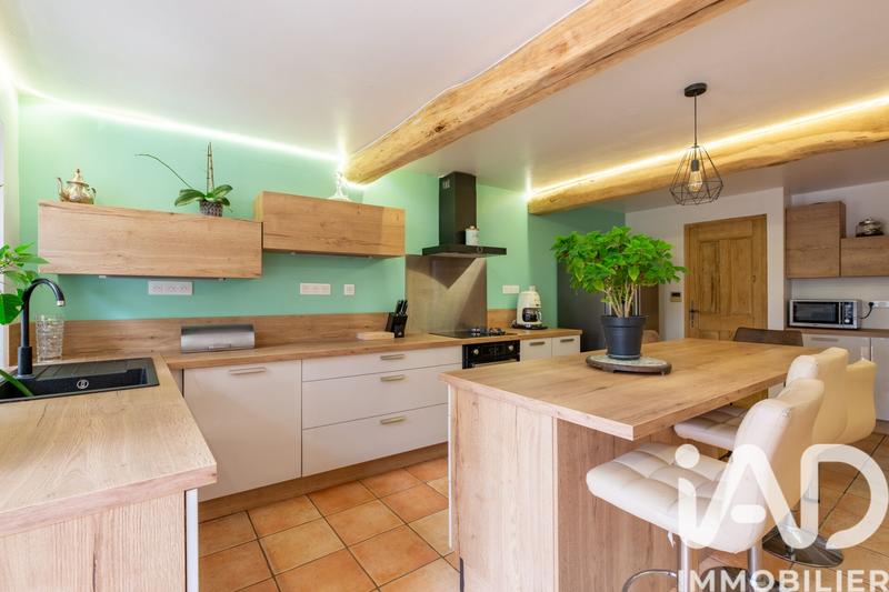 Maison - 138 m² - 5 pièces