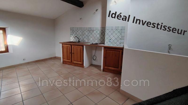 Maison - 161 m² - 8 pièces