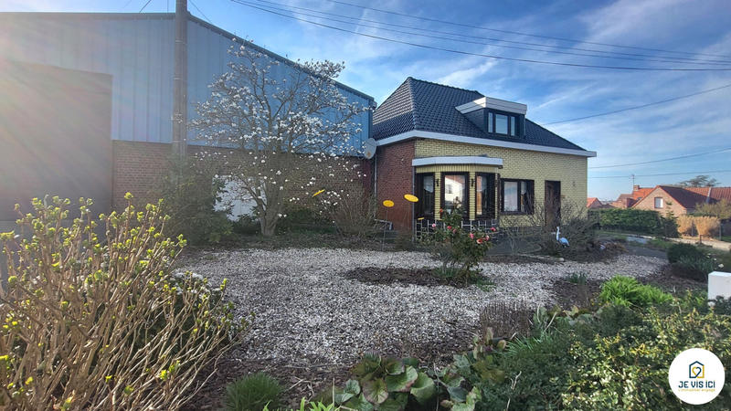 Maison - 140 m² - 4 pièces