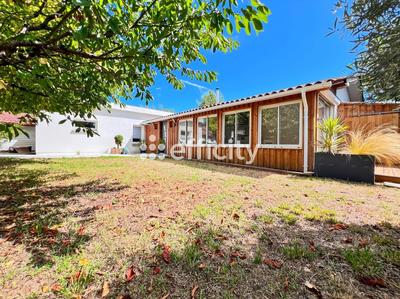 Maison - 125 m² - 4 pièces