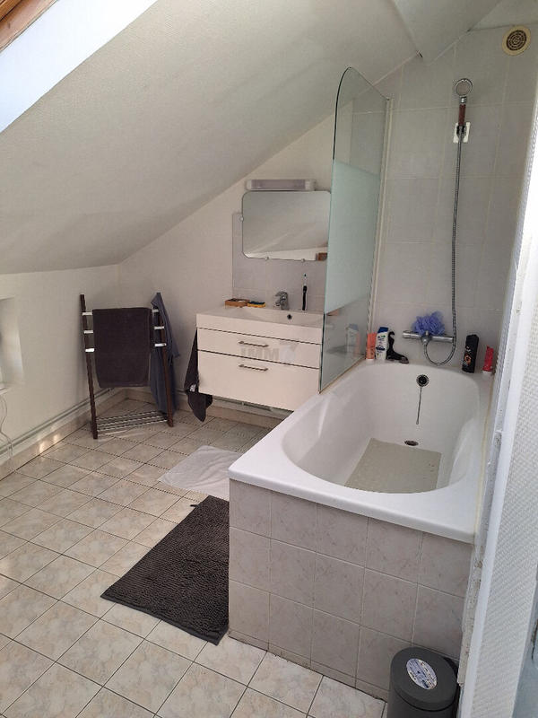 Appartement - 72 m² - 3 pièces