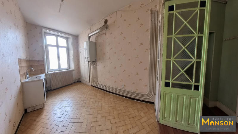 Appartement - 131 m² - 6 pièces