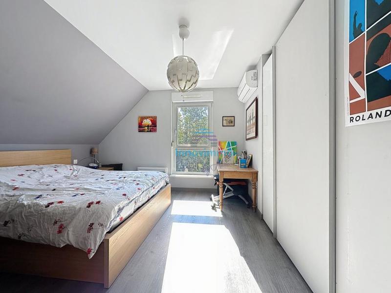 Maison - 187 m² - 5 pièces