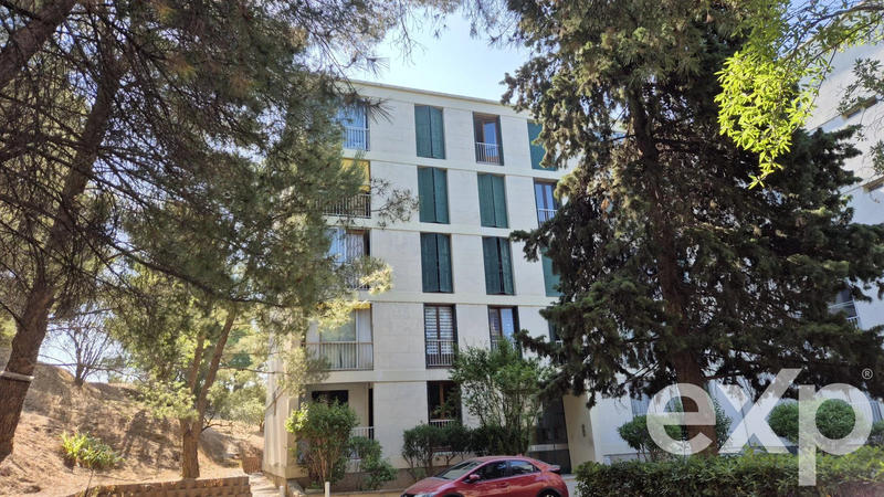 Appartement - 84 m² - 3 pièces