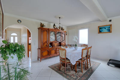 Maison - 130 m² - 6 pièces