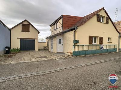 Maison - 213 m² - 12 pièces