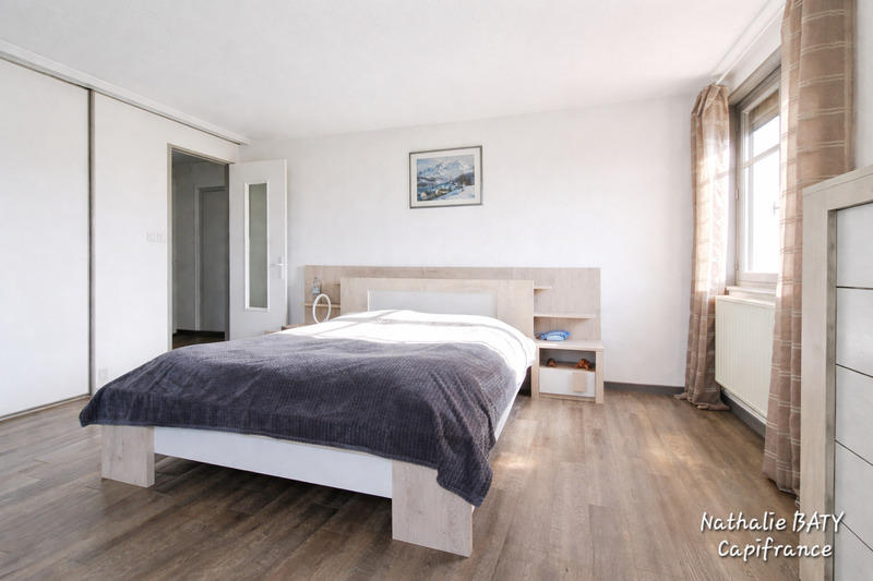 Maison - 174 m² - 5 pièces