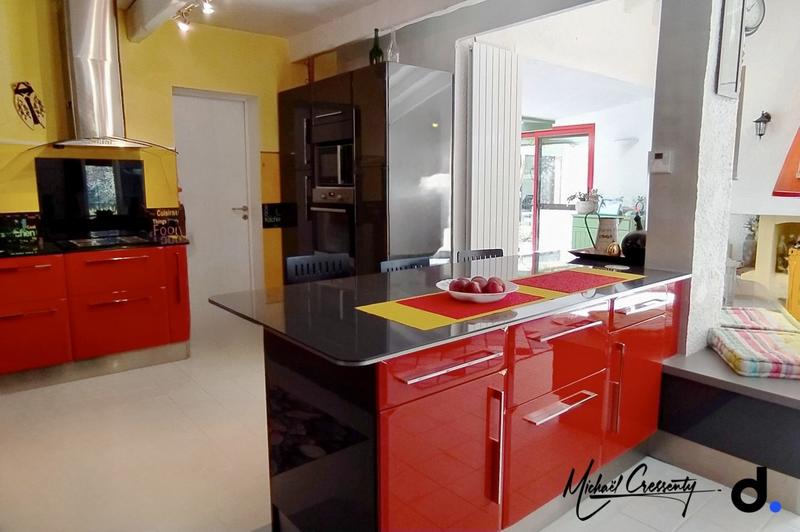 Villa - 197 m² - 6 pièces