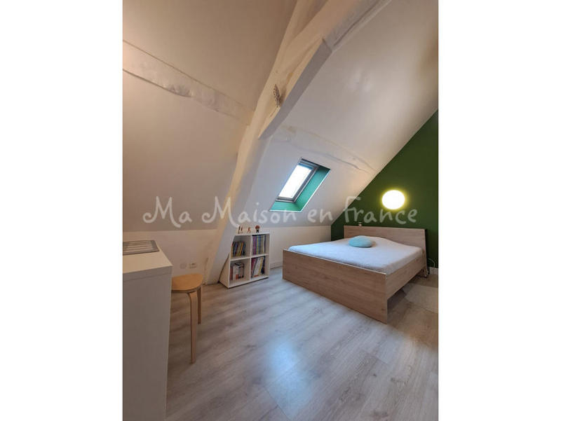 Maison - 107 m² - 5 pièces