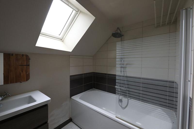 Maison - 90 m² - 3 pièces