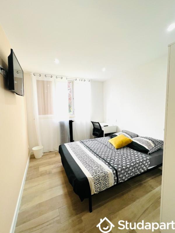 Chambre - 10 m² - 1 pièce