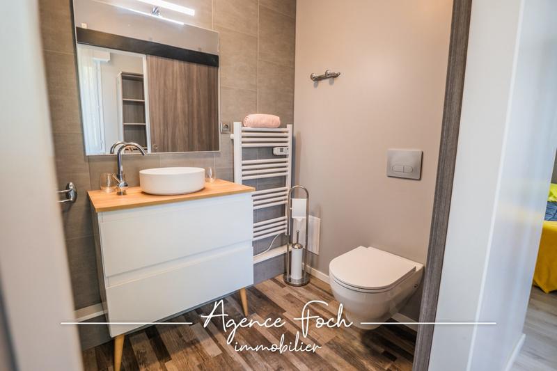 Maison - 495 m² - 14 pièces