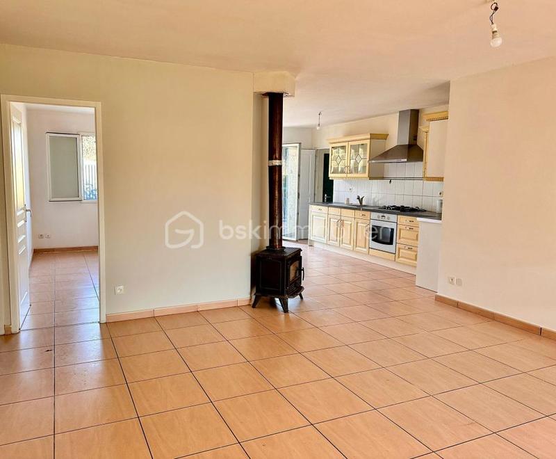 Maison - 90 m² - 4 pièces