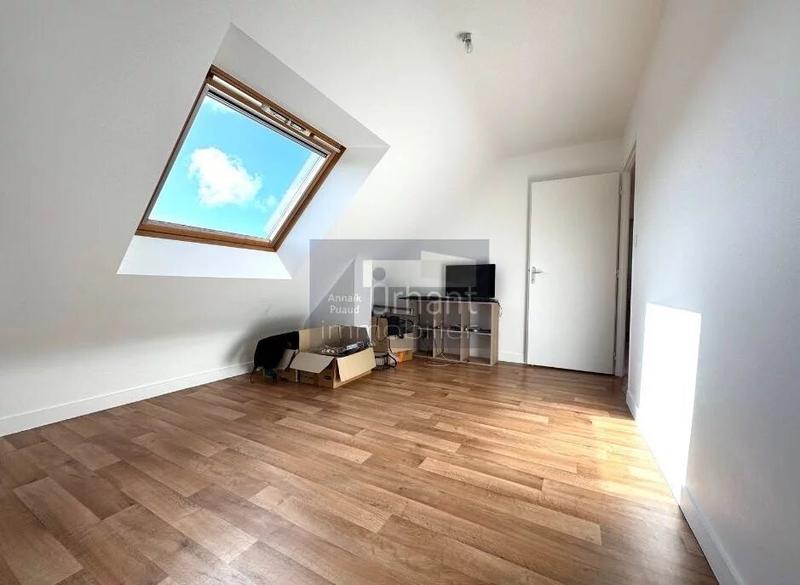 Maison - 95 m² - 6 pièces