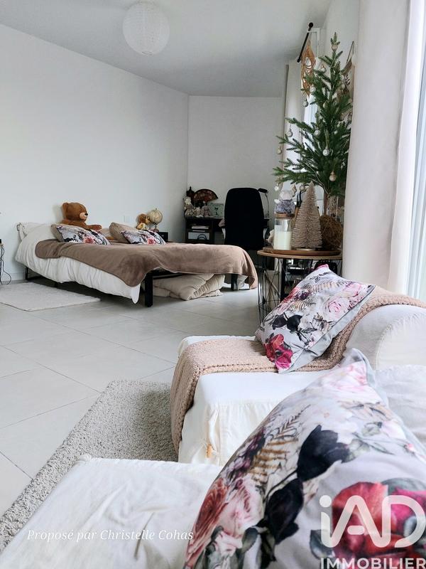 Studio - 42 m² - 1 pièce