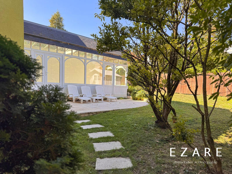 Maison - 160 m² - 5 pièces