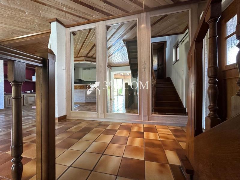 Maison - 169 m² - 5 pièces