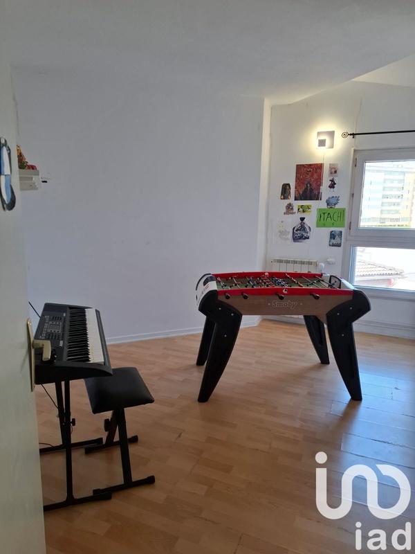 Appartement - 80 m² - 4 pièces