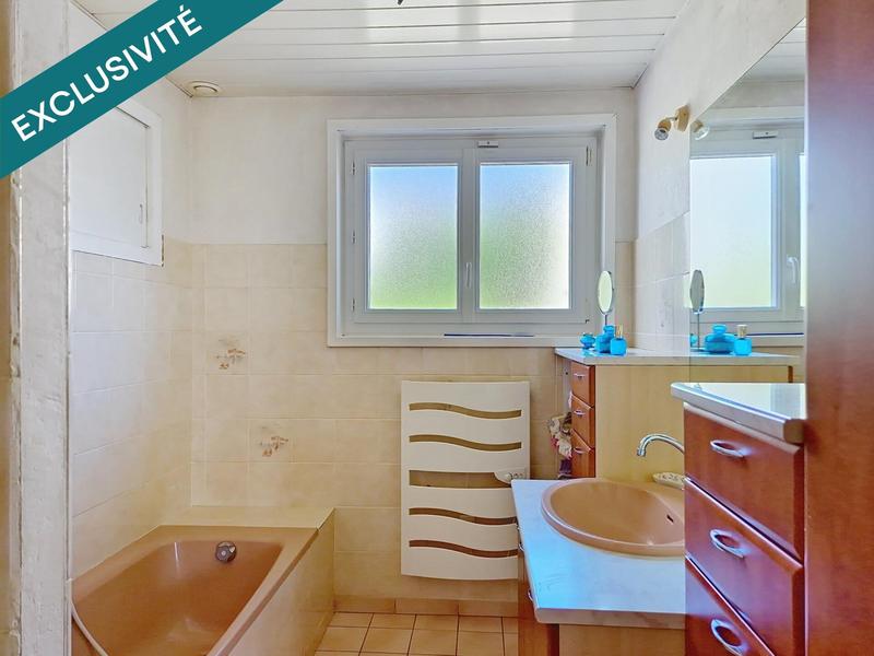 Maison - 96 m² - 4 pièces