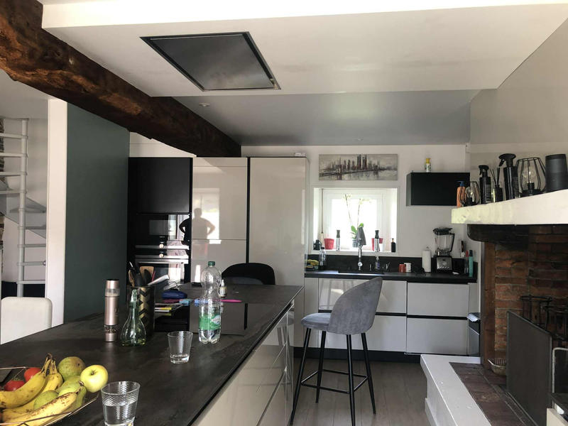 Maison - 204 m² - 7 pièces