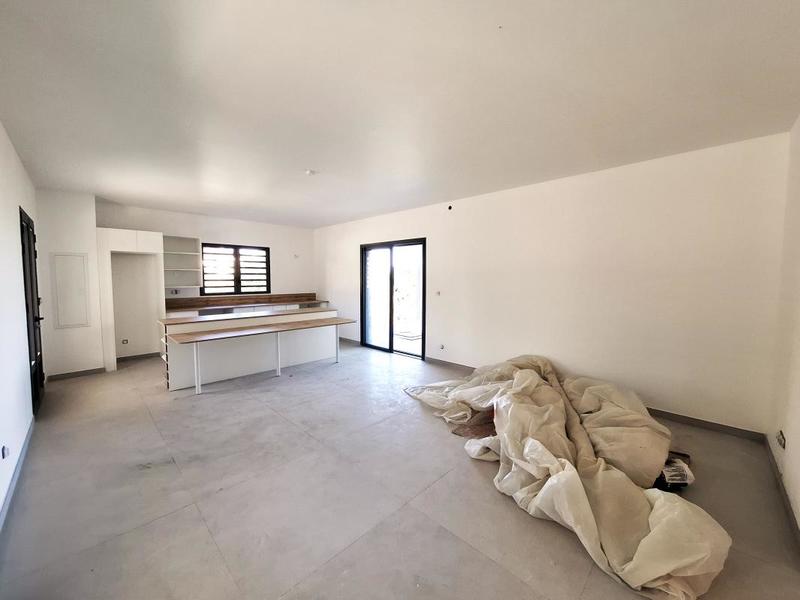 Appartement - 92 m² - 4 pièces