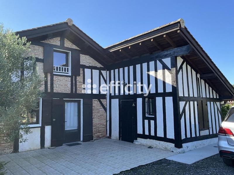 Maison - 160 m² - 5 pièces