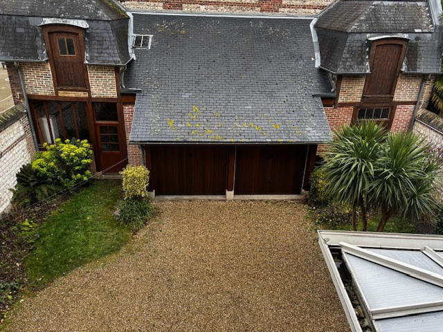 Propriété - 160 m² - 7 pièces