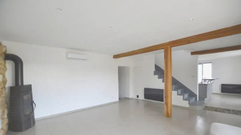 Maison - 110 m² - 5 pièces