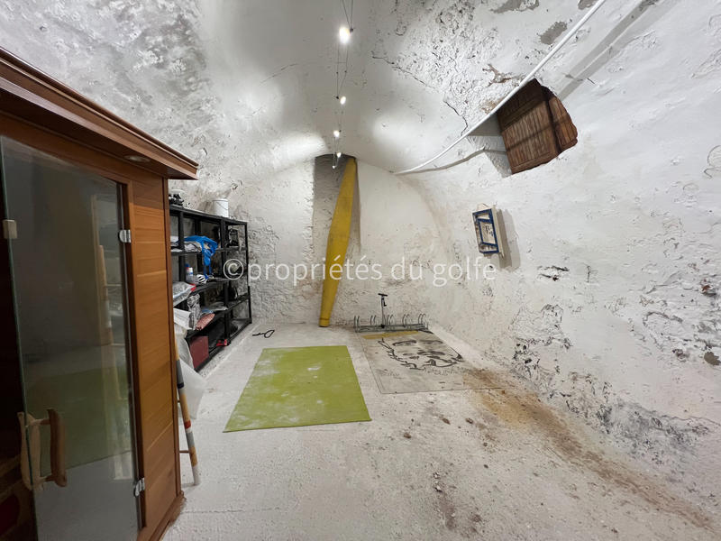 Appartement - 100 m² - 3 pièces