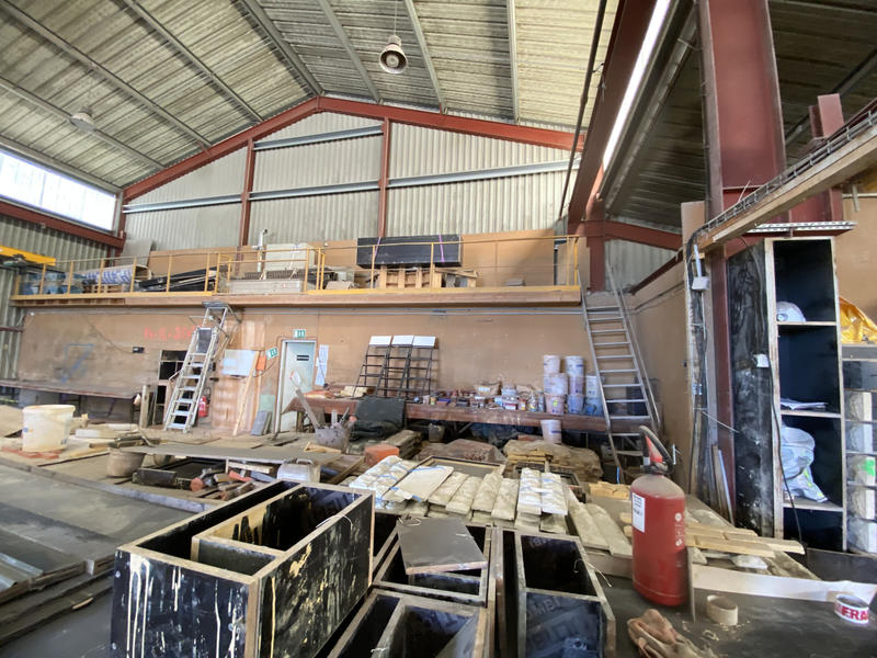 Local commercial - 840 m²