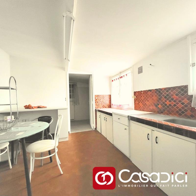 Entrepôt - 1 918 m²