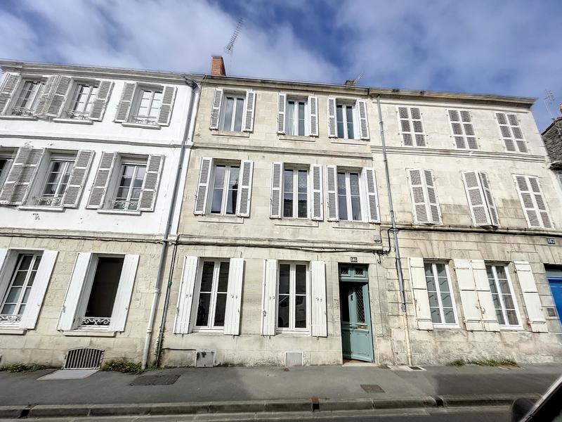 Maison de ville - 181 m² - 8 pièces
