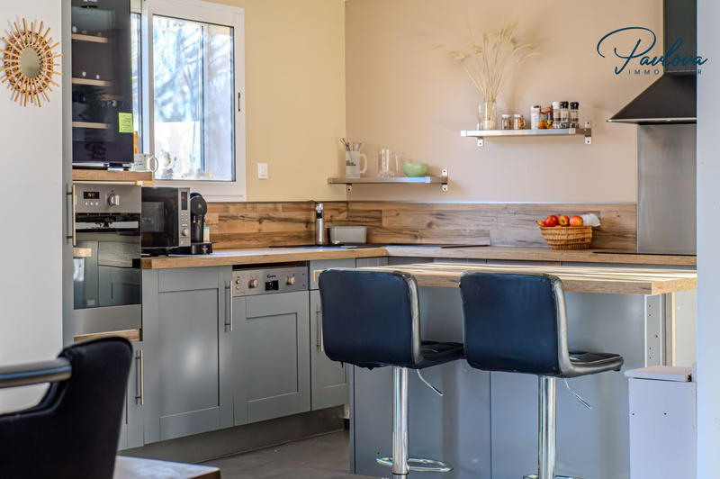 Villa - 165 m² - 6 pièces