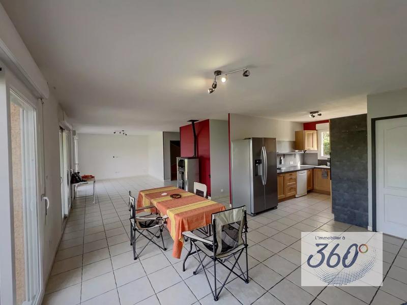 Maison - 159 m² - 7 pièces