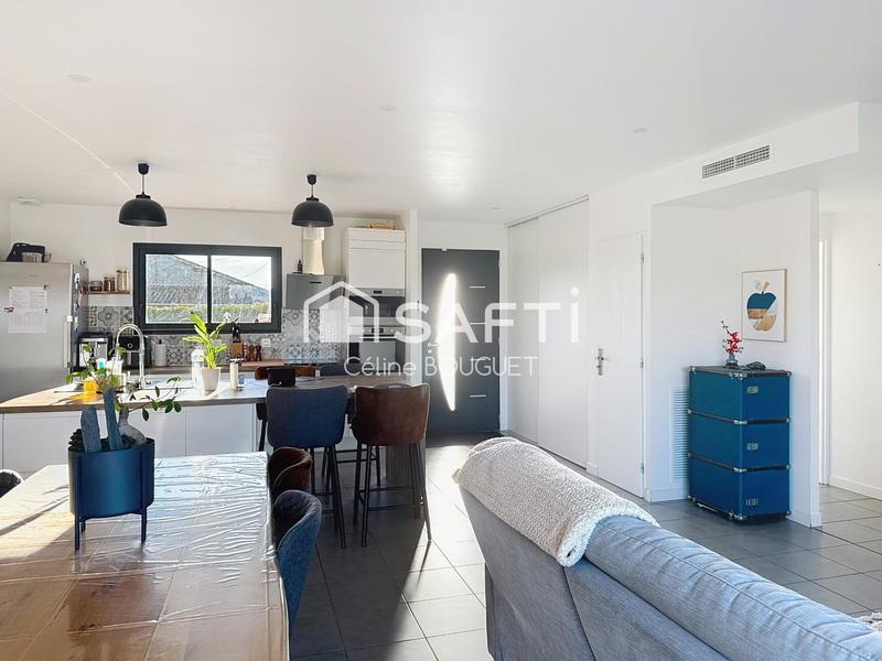 Maison - 94 m² - 5 pièces