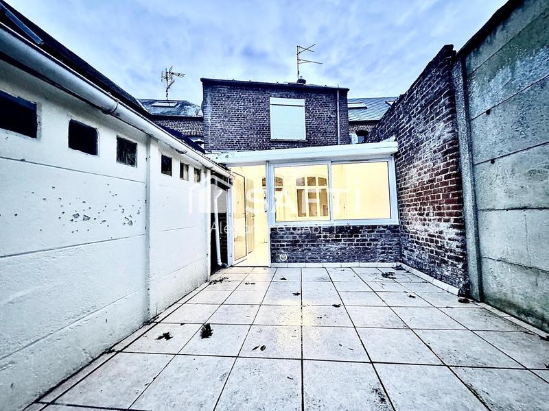 Maison - 104 m² - 6 pièces