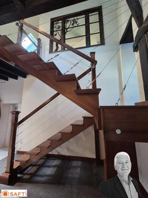 Maison - 245 m² - 8 pièces