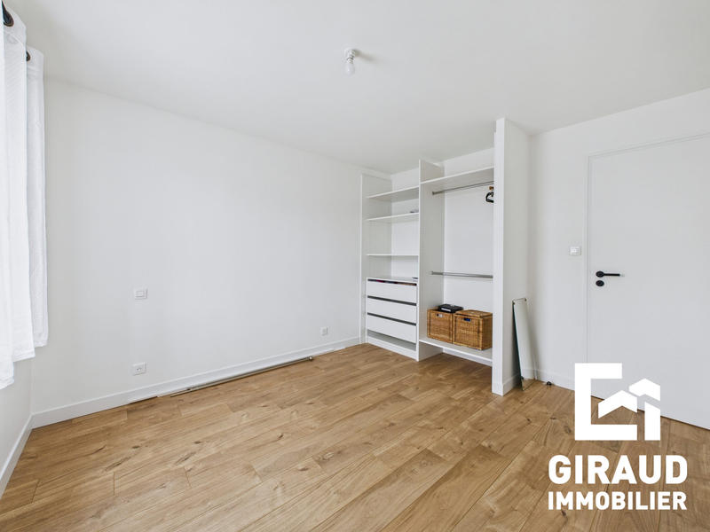 Maison - 93 m² - 4 pièces