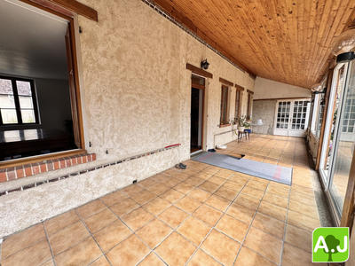 Maison ancienne - 210 m² - 7 pièces