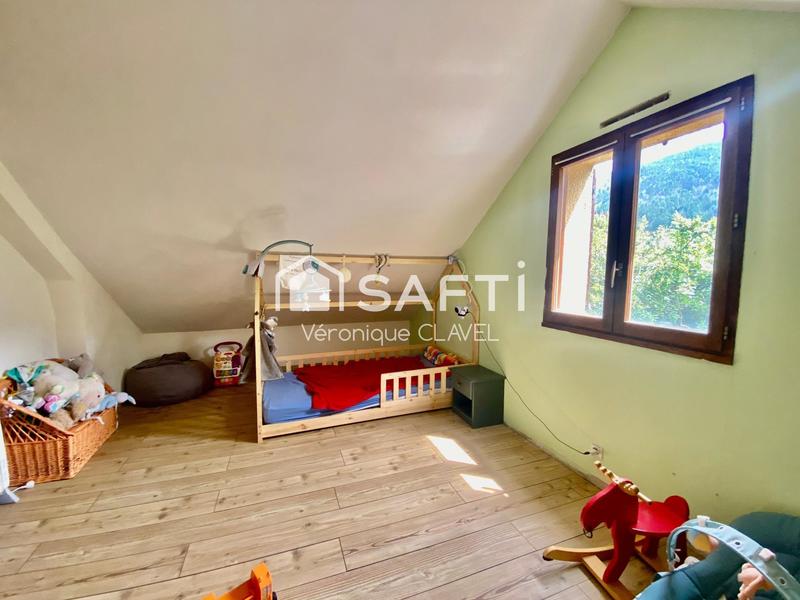 Maison - 100 m² - 6 pièces