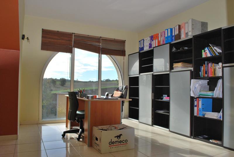 Villa - 238 m² - 6 pièces