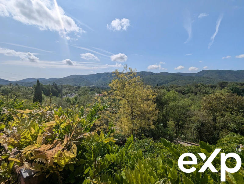 Villa - 167 m² - 9 pièces