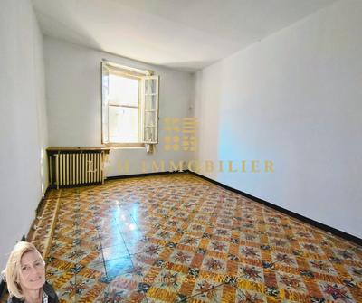 Maison - 300 m² - 7 pièces