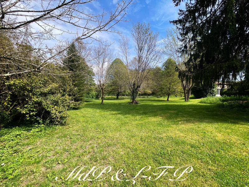 Maison - 262 m² - 7 pièces