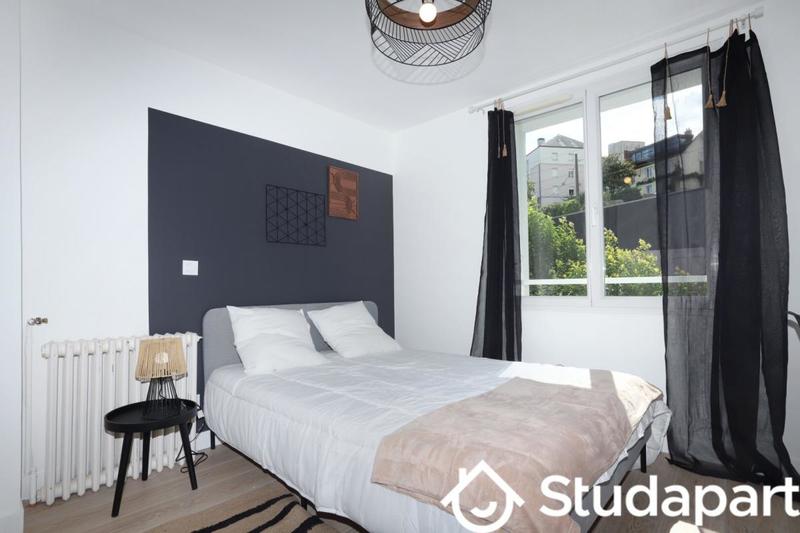 Chambre - 12 m² - 1 pièce