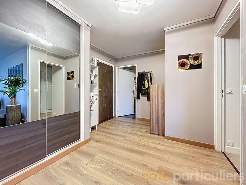 Appartement - 72 m² - 3 pièces